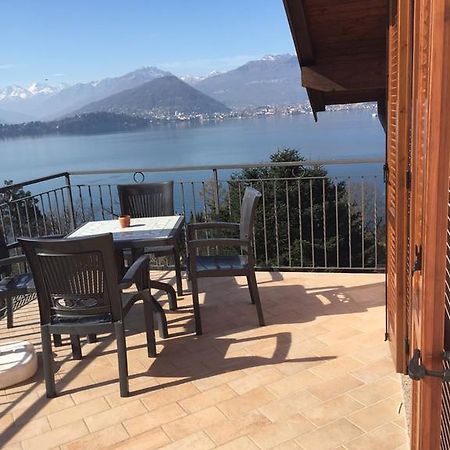 Ferienwohnung Apartment Laveno-Mombello Dış mekan fotoğraf