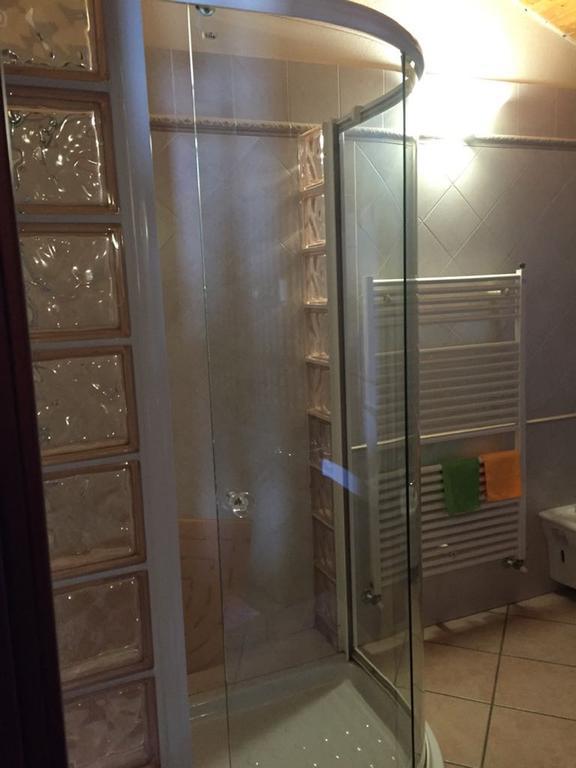 Ferienwohnung Apartment Laveno-Mombello Dış mekan fotoğraf